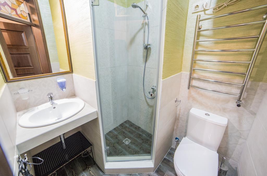 Apartment On Valova 16-2- 2 Minutes To Market Square Lviv Dış mekan fotoğraf